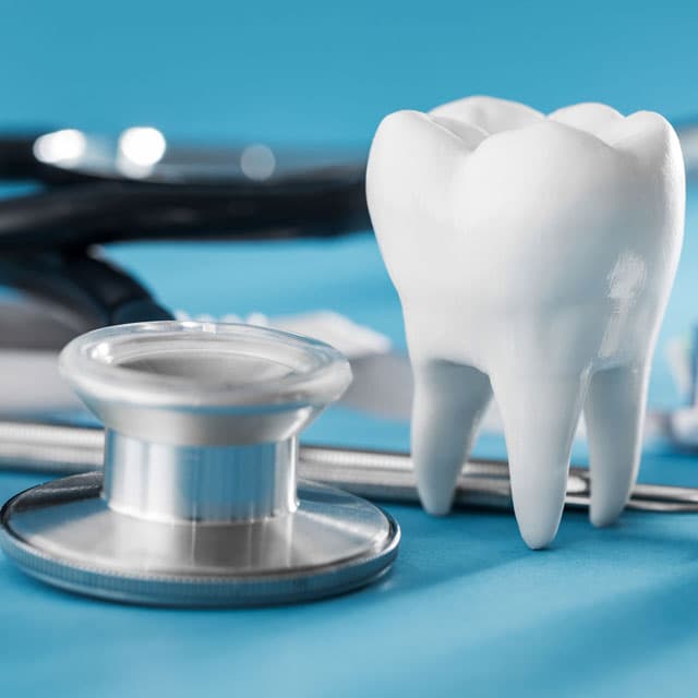 Tratamientos de odontología general en Ordes y Santiago